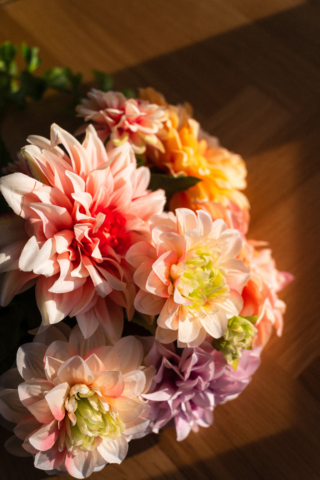 Kestokimppu Timeless Dahlia