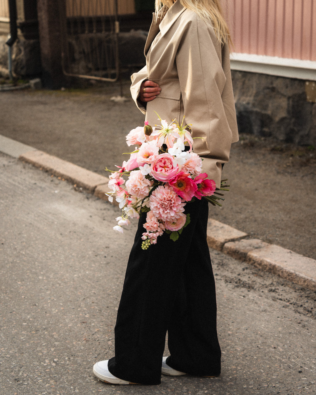 Everlasting Bouquet Soft Blush