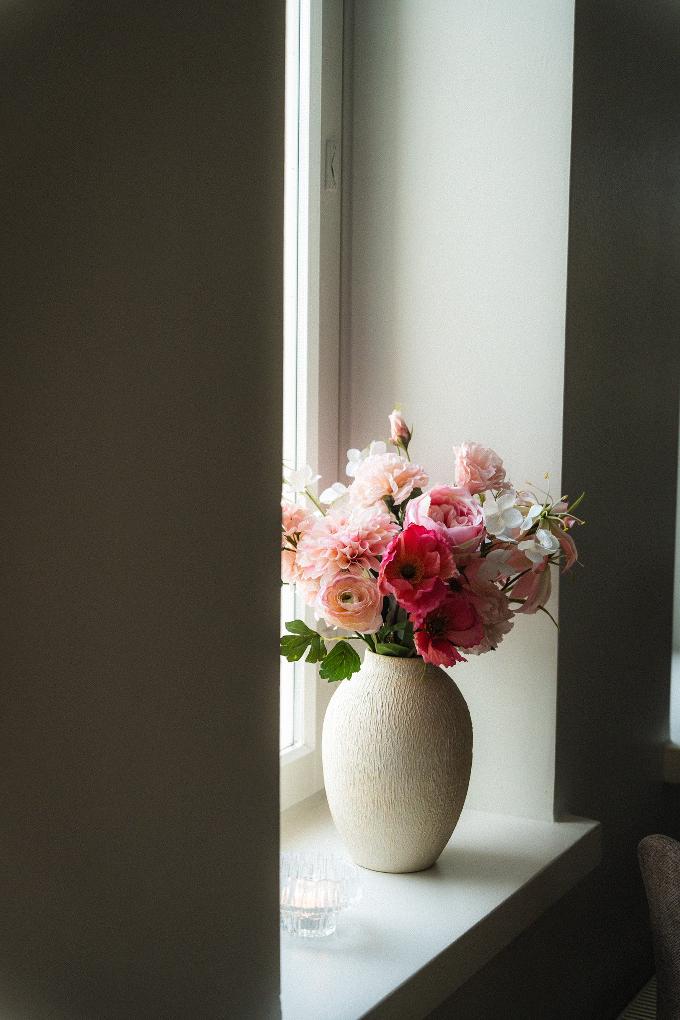 Everlasting Bouquet Soft Blush